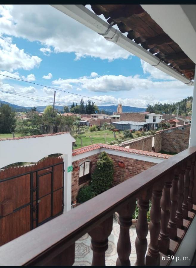 Hospedaje El Mirador イサ エクステリア 写真